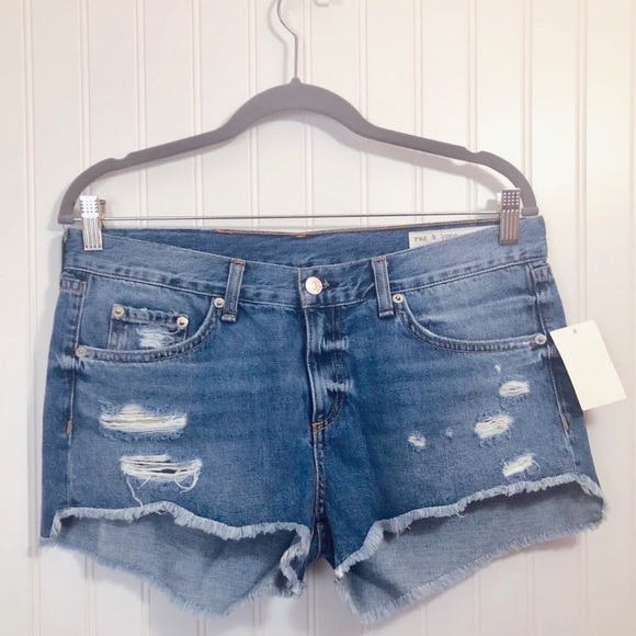 SOLD‼️ RAG & BONE Cut-Off Distressed Denim Shorts - Picture 2 of 8